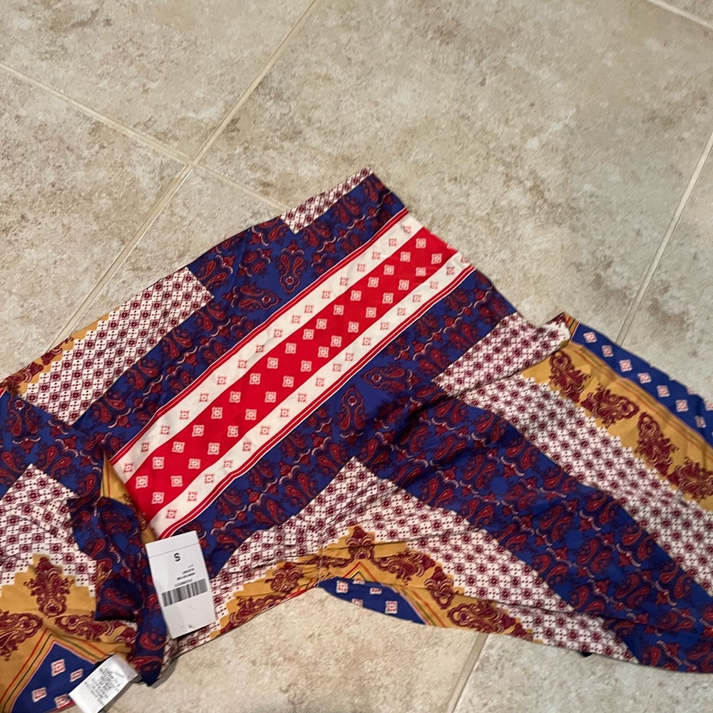 Scarf top